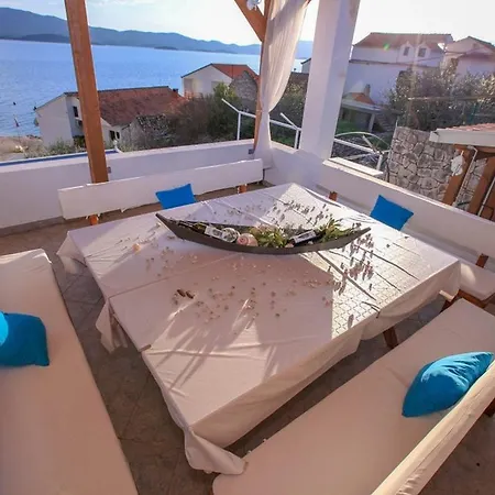 Marcela * Opuzen (Dubrovnik-Neretva)