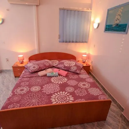 Marcela * Opuzen (Dubrovnik-Neretva)
